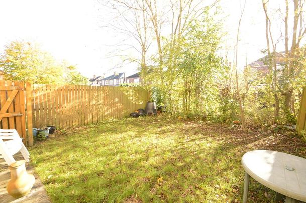 4 bedroom semi-detached house to rent - Photo 1