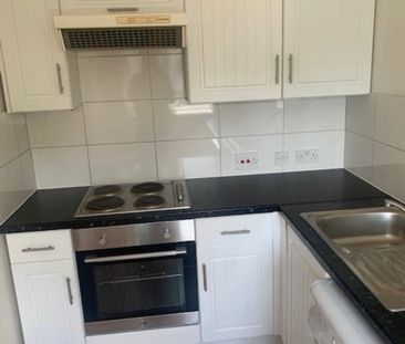 1 Bed Flat, Kendal House, SE20 - Photo 1