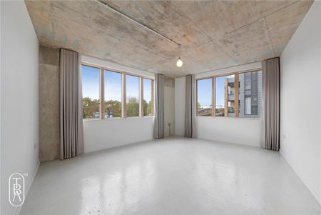 3 bedroom penthouse to rent - Photo 4