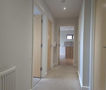 2 bedroom flat to rent - Photo 5