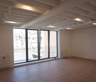 T5 entièrement rénove, Quartier République Beaux Arts, avec Parking... - Photo 1