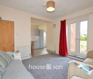 4 bedroom detached house to rent - Photo 2