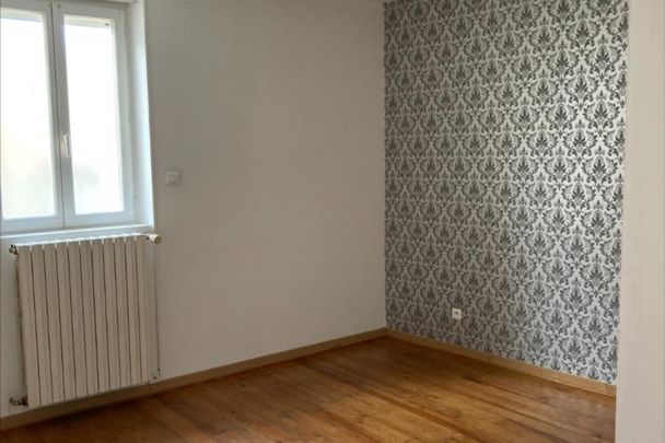 APPARTEMENT EYRAGUES 730 € CC - Photo 1