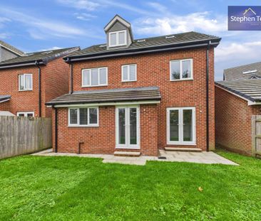 5 bedroom detached house to rent - Photo 2