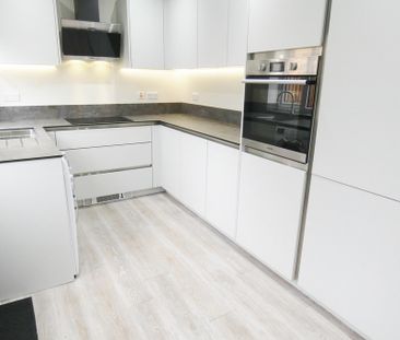 Stanley Grove, Preston - Photo 6