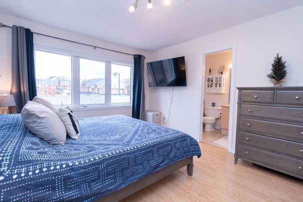 For Lease - 169 Zokol Drive, Aurora, Ontario - Photo 1