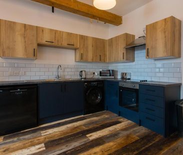 1 bedroom in a house share to rent - Photo 4