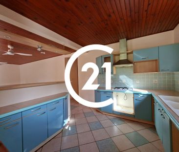 Location Maison 98.07m² 4 pièces Fort de france - Photo 3