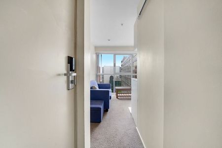 1 Bedroom Apartment - Photo 3