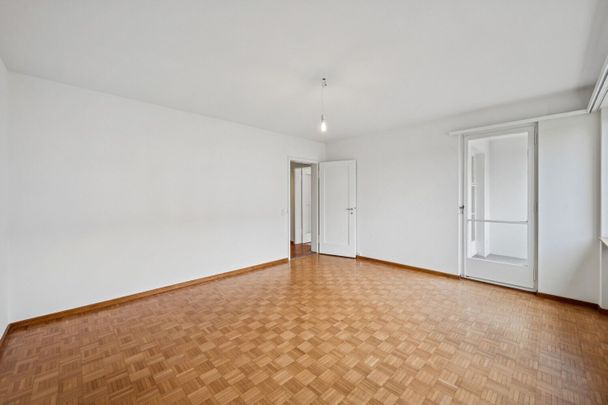 COMFORTABLE APARTMENT IN CENTRAL LOCATION - Photo 1