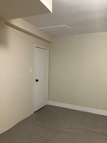 For Lease - 4 greenock Avenue, Toronto, Ontario - Photo 5