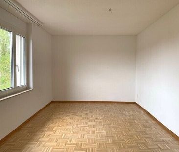 Living experience on two floors - Photo 2