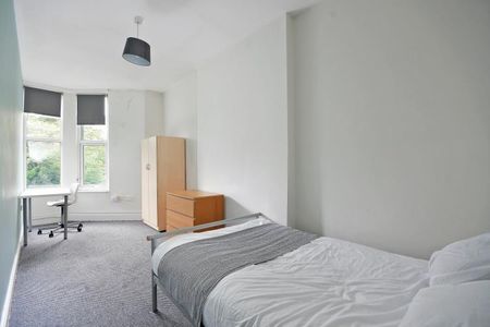 Student Apartment 5 bedroom, Broomhill, Sheffield - Photo 2