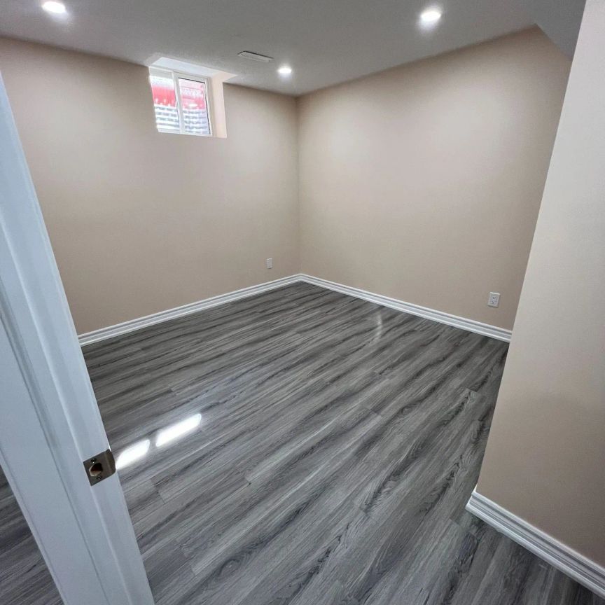 Detached Home For Lease | N9231725 - Photo 1