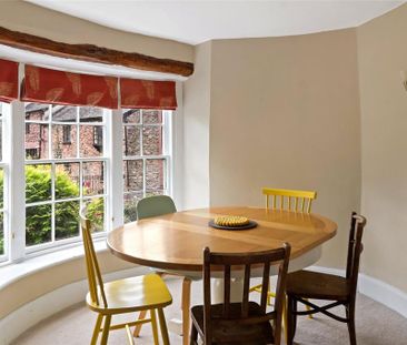 2 bedroom semi-detached house to rent - Photo 4