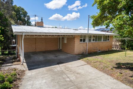 3 Bedroom Home in a Convenient Location - Photo 3