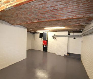 GELIJKVLOERS APPARTEMENT IN HET CENTRUM - Photo 5