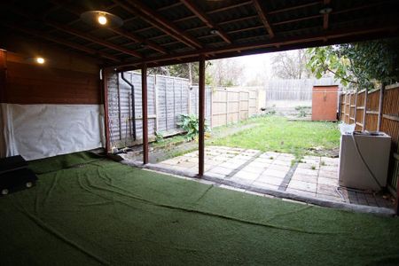 3 bedroom semi-detached house to rent - Photo 2