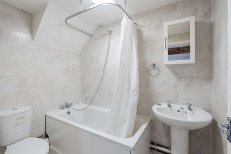 Cherrys Yard, Backway Road, Bicester, Oxfordshire, OX26 - Photo 2