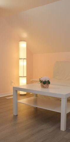 For Lease - 47 Greendale Avenue Unit# Upper, Toronto, Ontario - Photo 1