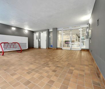 Pacific Terrace Apartments - Photo 3