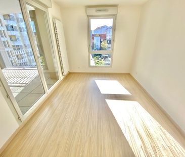 Location Appartement 3 pièces 65m² VILLEURBANNE 69100 - Photo 1