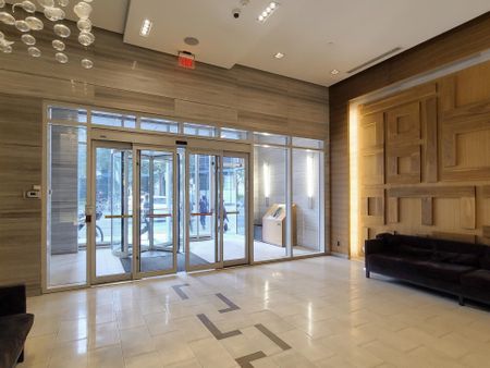 For Lease - 300 Front Street Unit# 1802, Toronto, Ontario - Photo 4