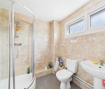 House share to rent - Photo 3