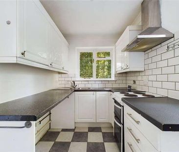 Effingham Lane, Copthorne, West Sussex, RH10 - Photo 6