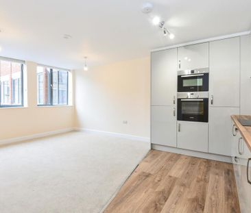 2 bedroom apartment to rent - Photo 6