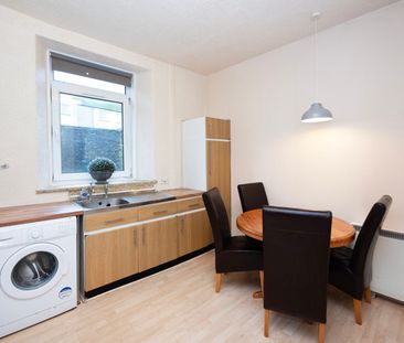 First Floor Right, 43 Ashvale Place, AB10 6QJ, Aberdeen - Photo 6