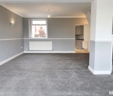 3 bedroom terraced house to rent - Photo 4