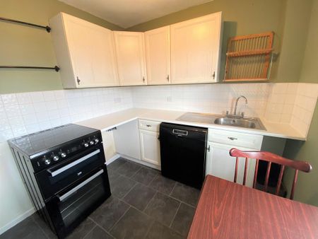 1 bedroom flat to rent - Photo 3