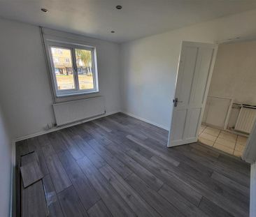 2 bedroom property to rent - Photo 6