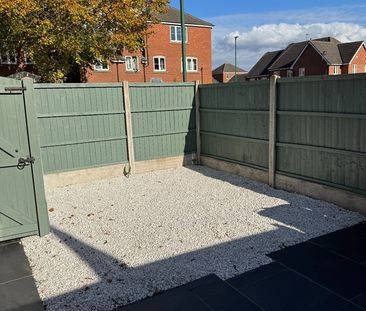 1 Bed Semi-Detached House, City View, NG3 - Photo 5