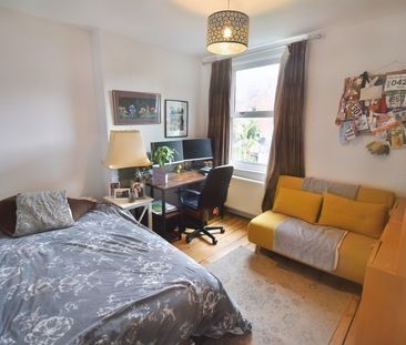 Pinhoe Road, Exeter - Photo 2