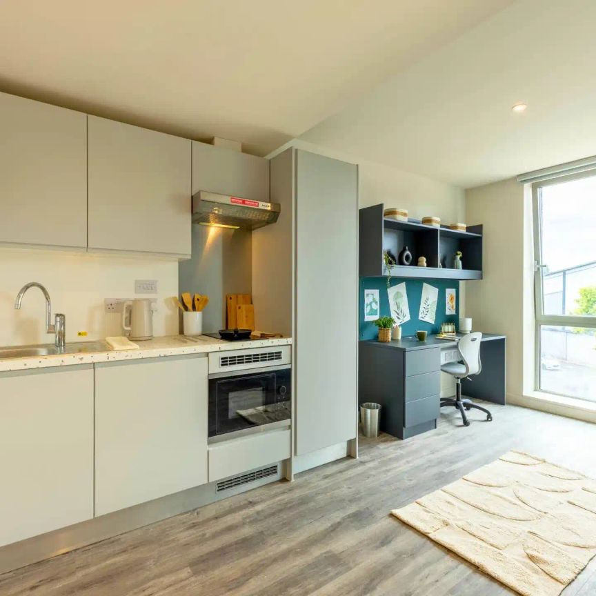 Gold Studio - Photo 1