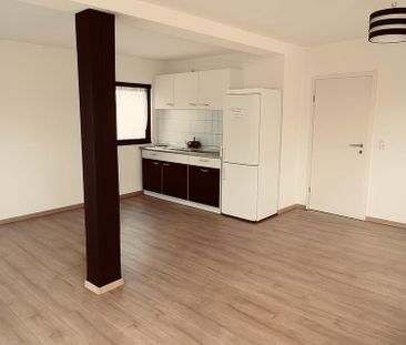 Helle 1-Zimmer-Wohnung mit Balkon in zentraler Lage - Photo 1