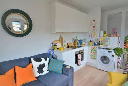 1 bedroom maisonette to rent - Photo 3