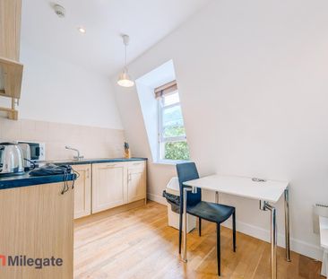 1 bedroom flat to rent - Photo 3