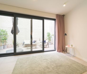 Prachtig en ruim huis met vier terrassen en bureelruimte in hartje ... - Foto 1