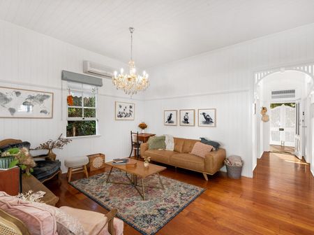 15 Saint Leonards Street, Coorparoo QLD 4151 - House For Rent | Domain - Photo 3