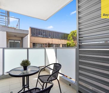 Modern 2-Bedroom Apartment with EV Charger & Dual Balconies - Photo 3