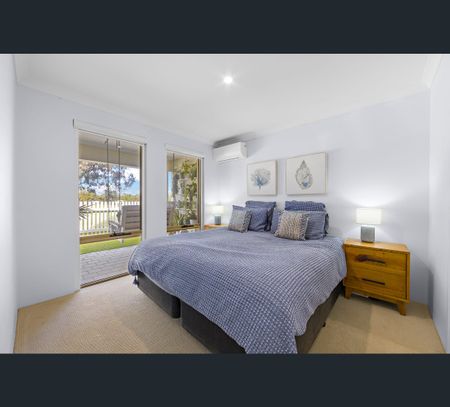 18 Strive Loop, Girrawheen, WA 6064 - Photo 4