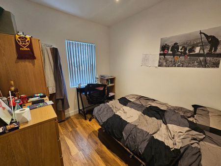 2 Bed Student Accommodation - Photo 3