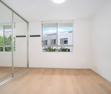 Split-Level Apartment with Resort-Style Facilities in the Heart of Rhodes - Photo 2