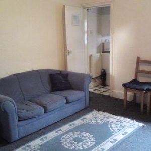 5 bedroom house share to rent - Photo 2