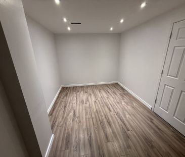 For Lease - 2002 Cocklin Crescent Unit# Basement, Oshawa, Ontario - Photo 6