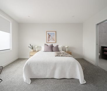 A Cut Above the Rest! - Photo 3