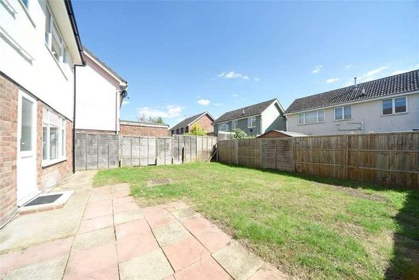 Sanderling Close, Mildenhall, Bury St. Edmunds, Suffolk, IP28 - Photo 1